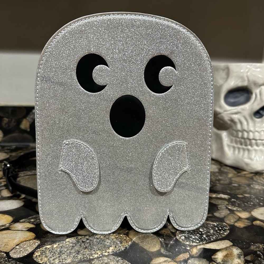 Brand New TikTok Viral Silver Ghost purse